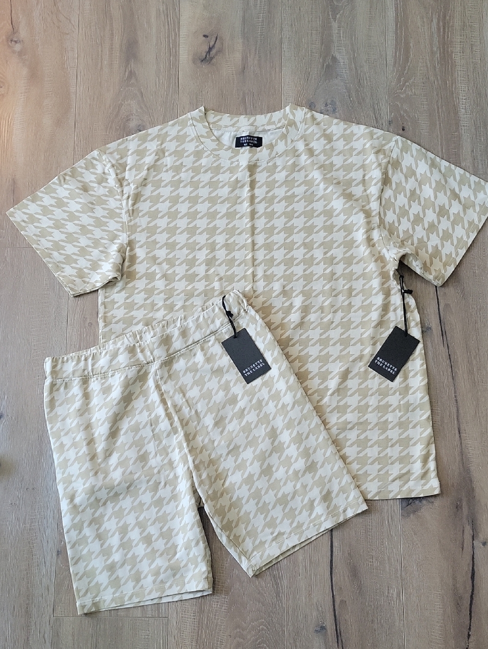 NWT Brunette The Label Houndstooth TShirt & Shorts Set Size L - Picture 2 of 10